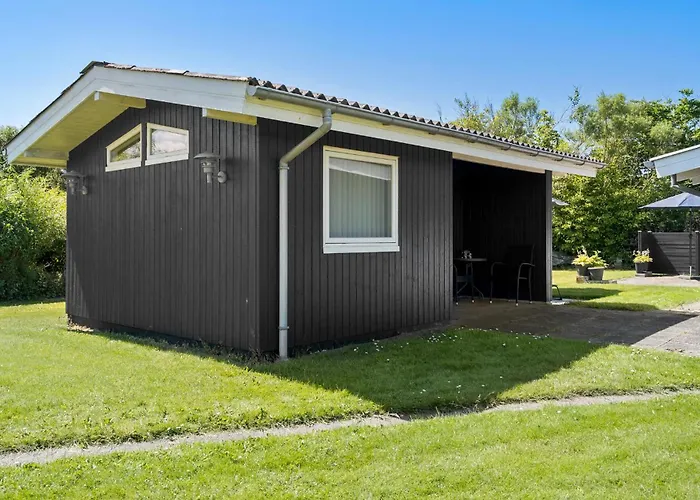 3 Bedroom Beautiful In Hébergement de vacances